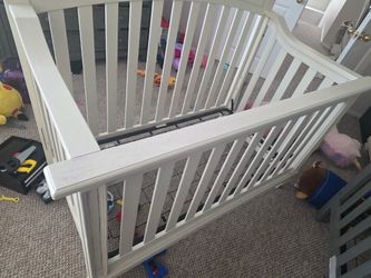 Kids crib