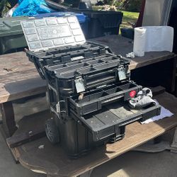 Husky Tool Box 3 Compartment