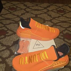 Pharrell Hu MND  (Orange)  sz 9.5