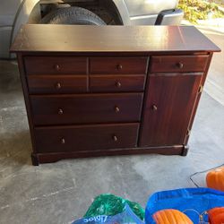 Free Dresser