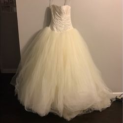 Wedding Dress Bundle  Vera Wang