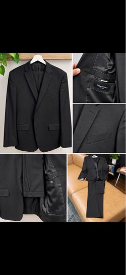 Mens 42 short black suit 50$