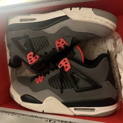 Jordan 4s GS