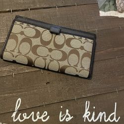 Coach Passport Holder/Wallet