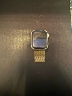 Apple Watch Series 8 41mm Silver Aluminum