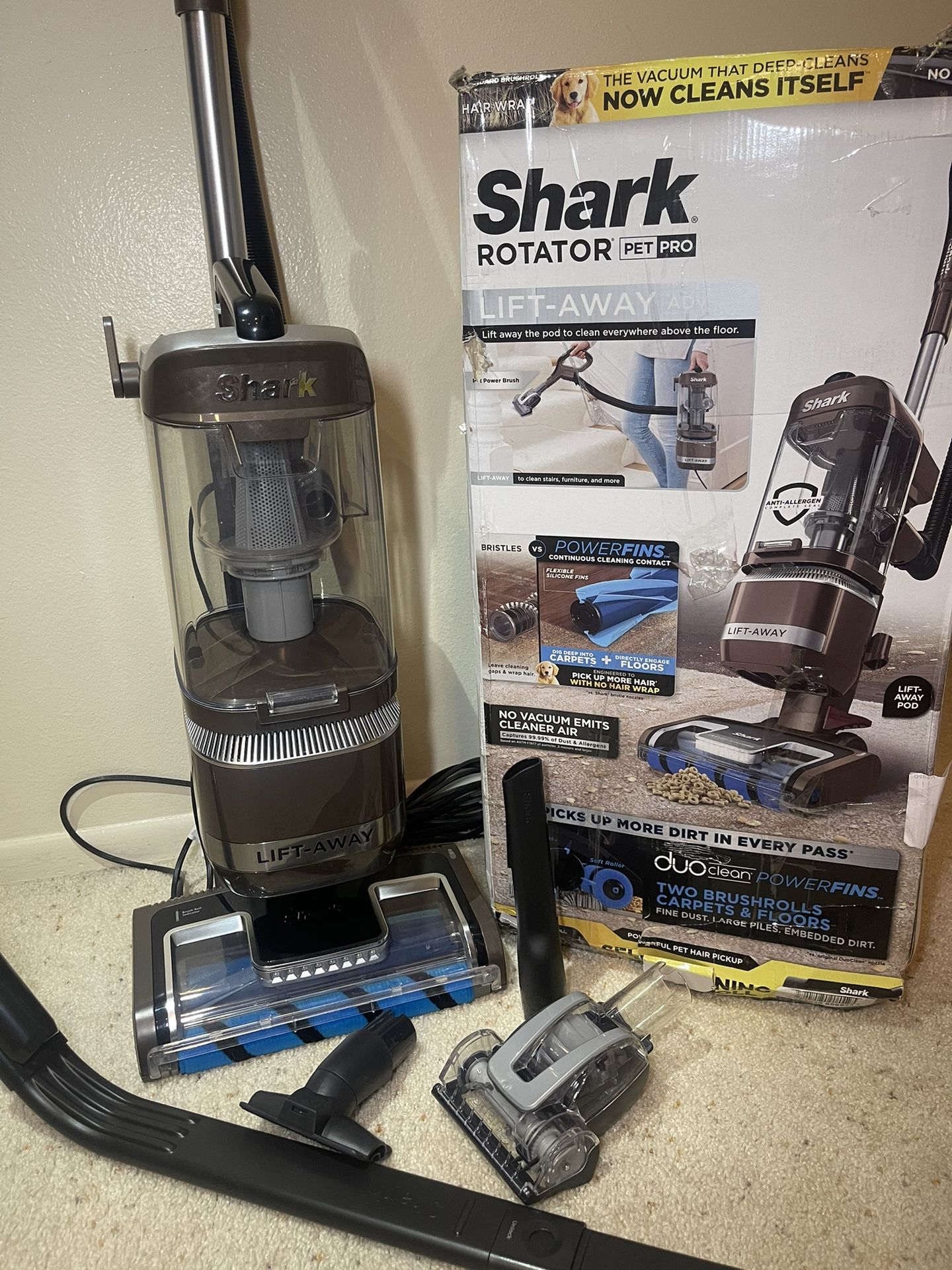 Shark Rotator Pet Pro Lift Away Vacuum