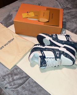 Men’s shoes