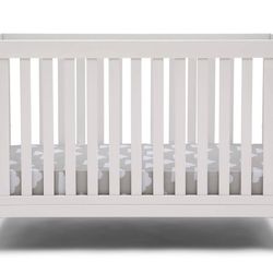 Delta Crib Lightly Used (No Mattress)