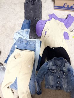 Teen Girl Clothing Bundle – Size 10–14 – Nike, Denim, Sweaters