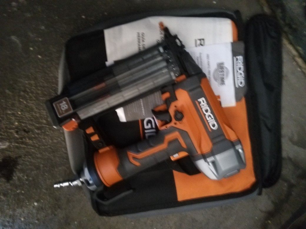 Ridgid Nail Gun 