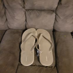 Old Navy Sandles Size 12/13 