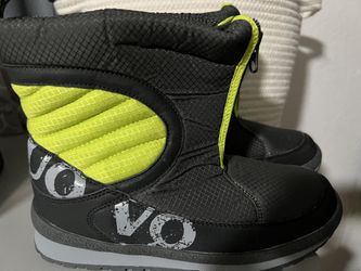 Snow Boots