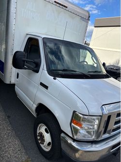 2021 Ford E-350