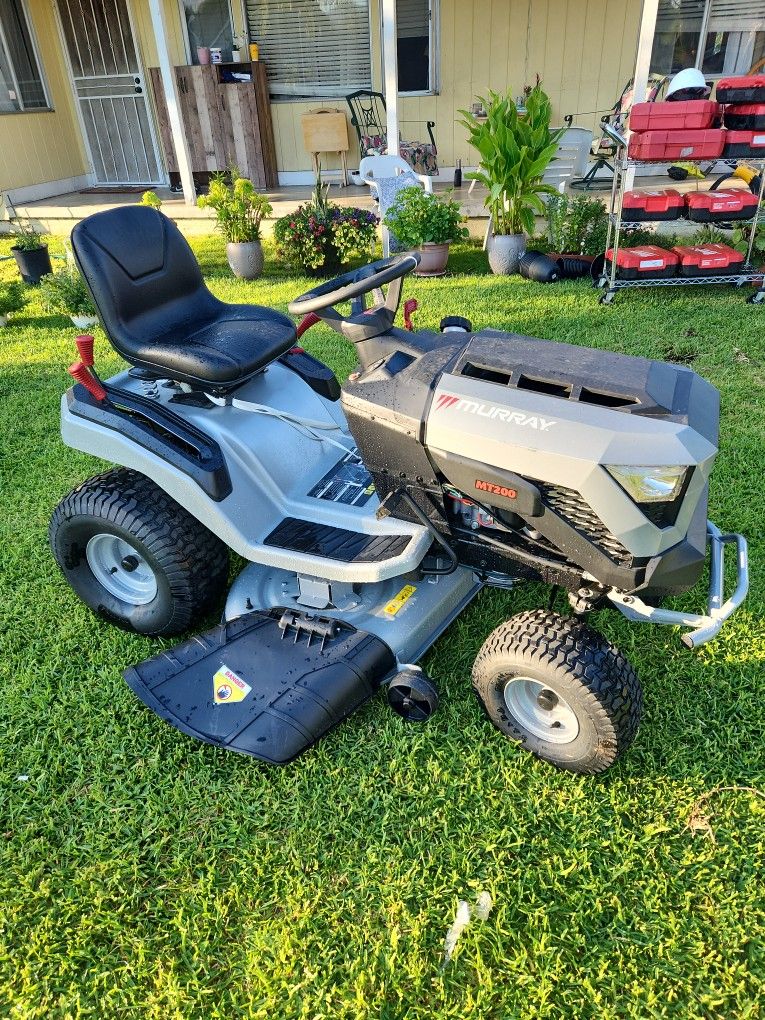 Murray MT100 42 in. 13.5 HP 500cc E1350 Series Briggs and Stratton