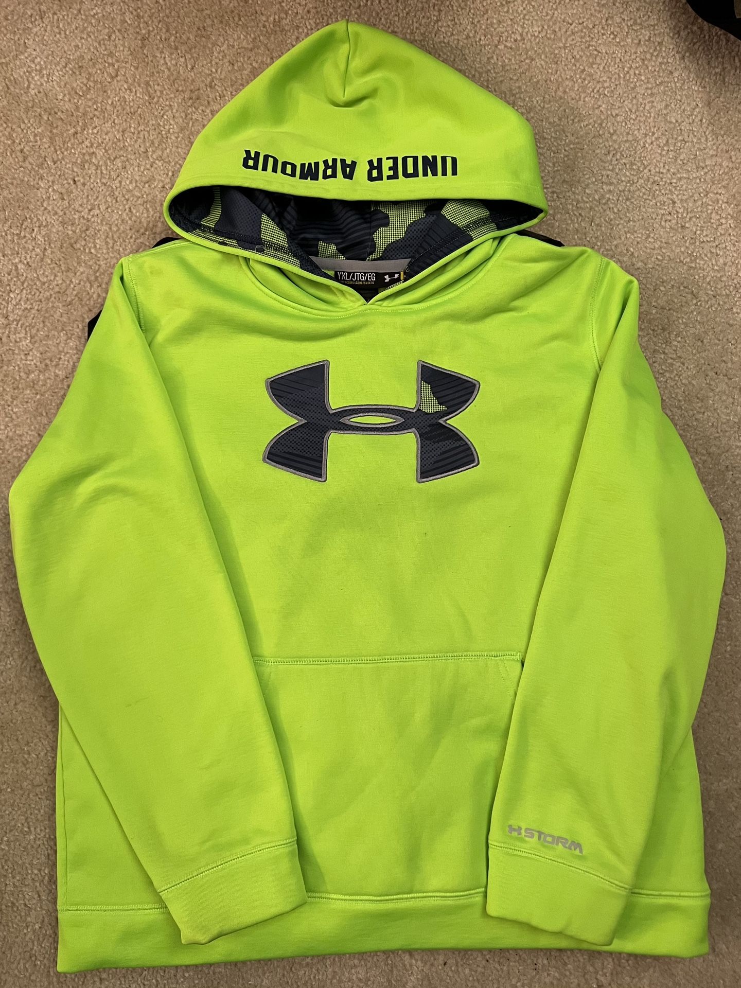 Boys Youth XL Under Armour Hoodie sweater for Sale in Davenport, FL -  OfferUp