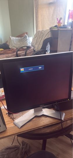 Dell LCD Computer Monitor with Stand