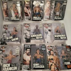 Round 5mma Action Figures