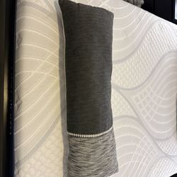 Accent Pillow For Bed Or Couch 