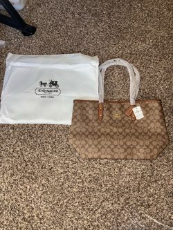 Coach Signature Tote Bag with Dust Bag