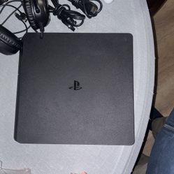 PS4 One Controller And Console And Camera 