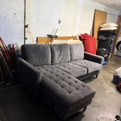 Gray Velvet Sectional Couch-FREE DELIVERY 🚚 