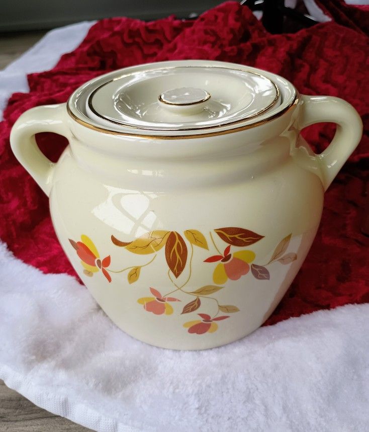 VTG Halls Superior Autumn Leaf Jewel Tea 2.5 Qt 2 Handle Bean Pot w/Lid & Original Box!