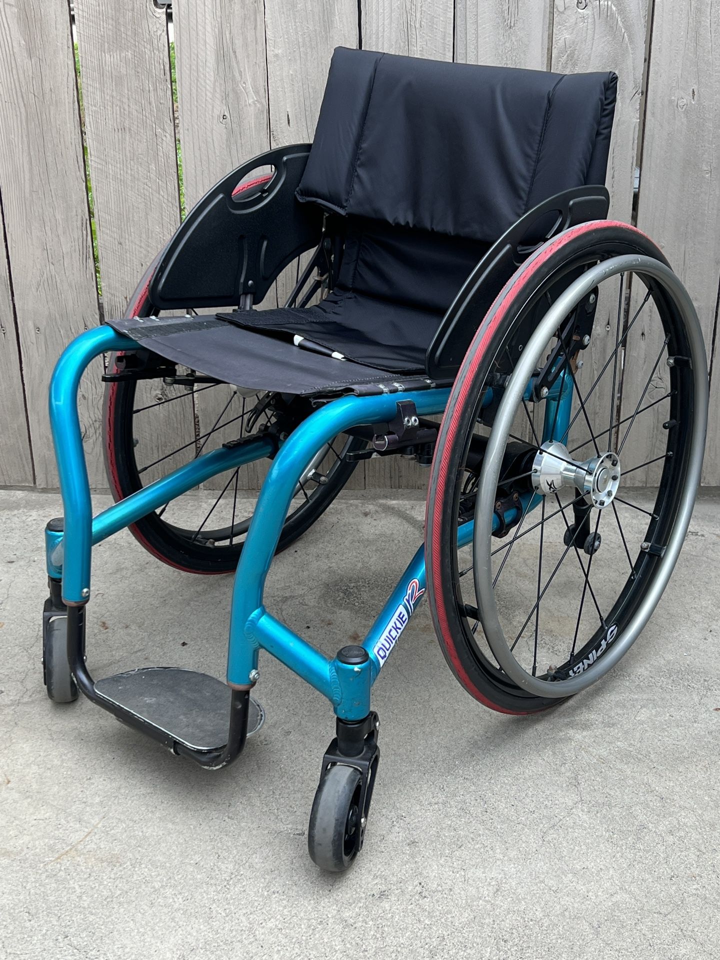 Quickie R2 Spinergy With Spinergy Wheels