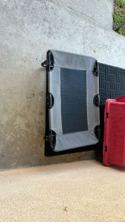 Folding Raised Pet Bed