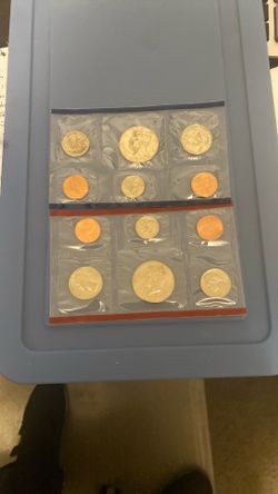1987 United States Uncirculated Mint Coin Set.