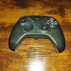 Wireless USB Gaming Controller For PC Phone And Any Other Device And Also Has Bluetooth Capabilities