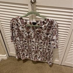Women’s Size Large Blouse 