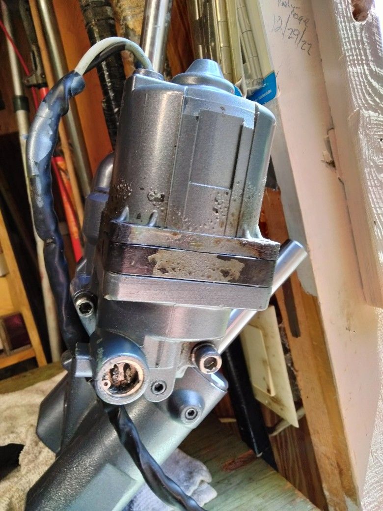 Yamaha 2004 Tilt/Trim Repairable 