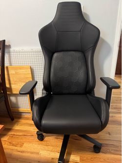 Gaming/office chair