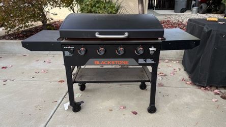 Blackstone Griddle w/ hood
