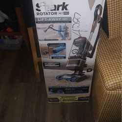 Shark Rotator lift-away Pet Pro
