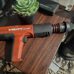 *New Reduced Price* Hilti DX 351 Powder Actuated Gun Tool (Tool Only) 