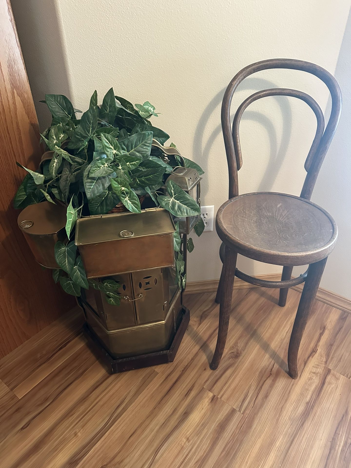 🆕 Brass Asian noodle Cart $150