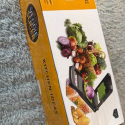 Vegetables Slicer With 16 PCS