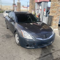 Nissan Altima 