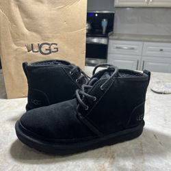 Uggs Neumel