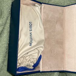 Louis  Vuitton Glasses 