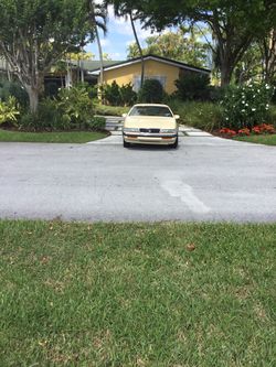 1991 Chrysler TC by Maserati