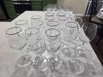 Wine Glasses. Total of 30