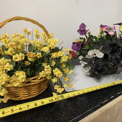 Cesta Y Flores - Las 2 Por $18