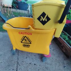 Cubeta Para Trapeador Comercial Barata $19 Dlls