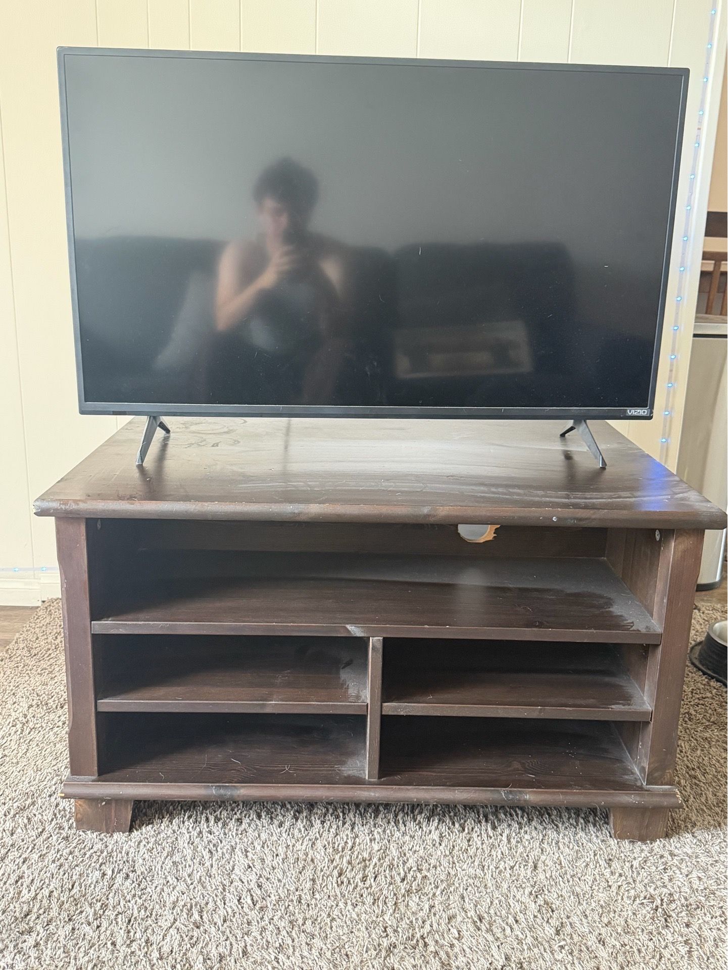 Free TV Stand