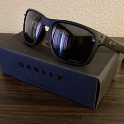 New Oakley Polarized Holbrook Sunglasses 
