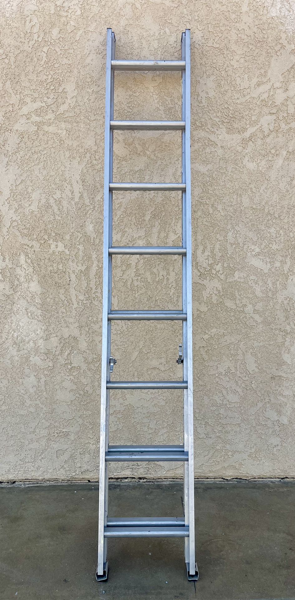 16’ Aluminum Ladder