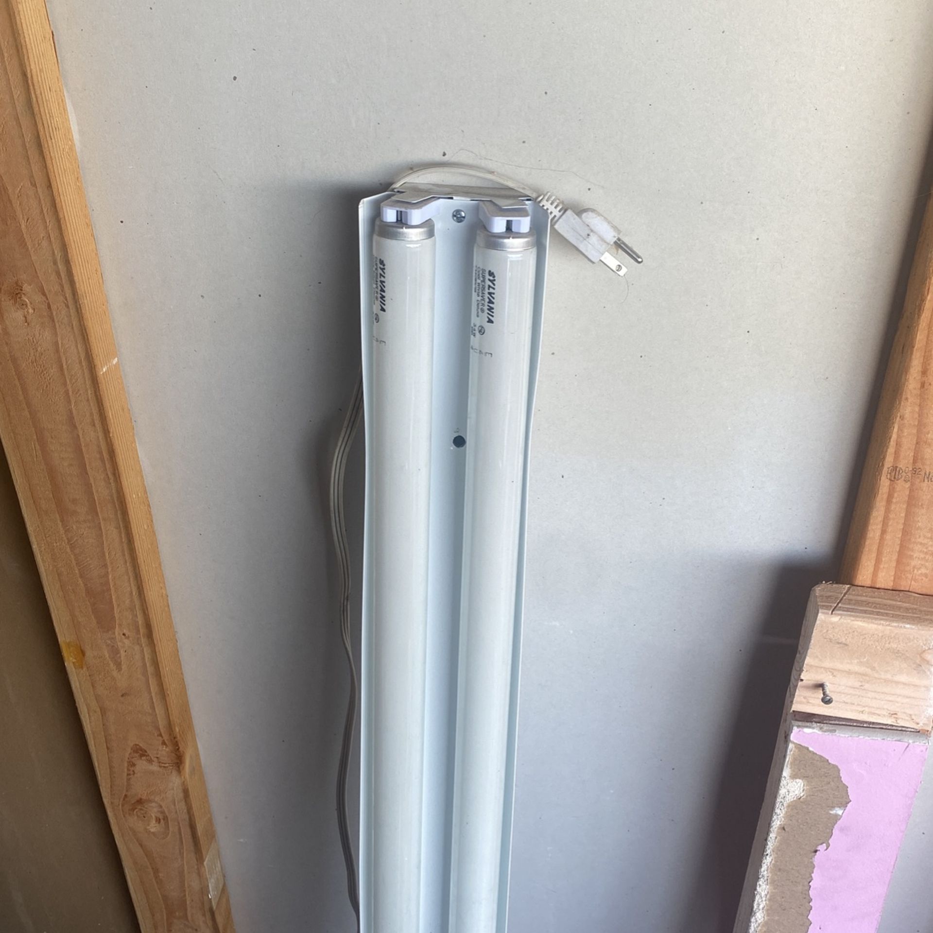 Shop light