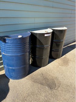 55 gallon drum cut in half ready for a grill